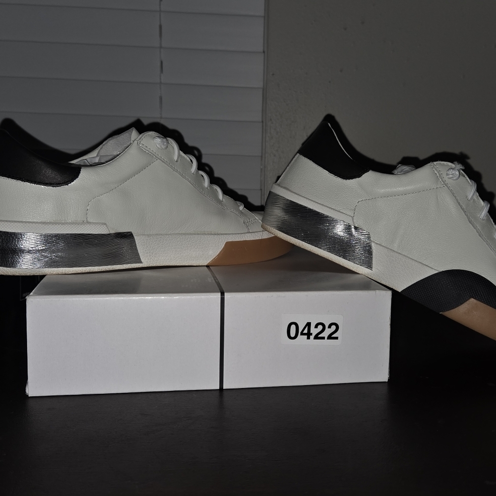 Dolce Vita Women's Casuel Lace Up Tennis Shoe In Size 8